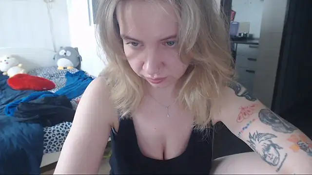 Snapshot of amanda_kiss_kiss chatting on 02-06-25, 08:18 amanda kiss kiss online show from 02-06-25, 08:18