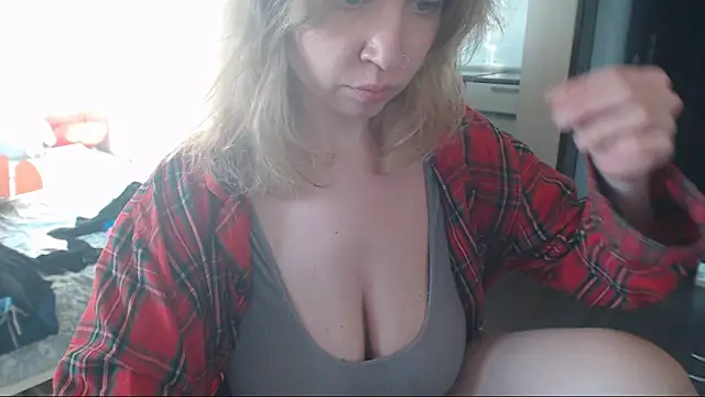 Snapshot of amanda_kiss_kiss chatting on 02-28-25, 01:58 amanda kiss kiss online show from 02-28-25, 01:58
