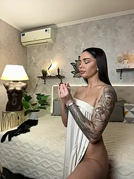 StripBianka online show from 03-28-26, 07:19