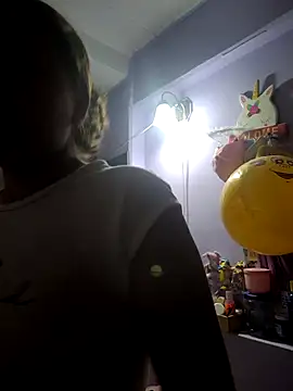 selena gomez2 online show from 11-06-25, 02:12