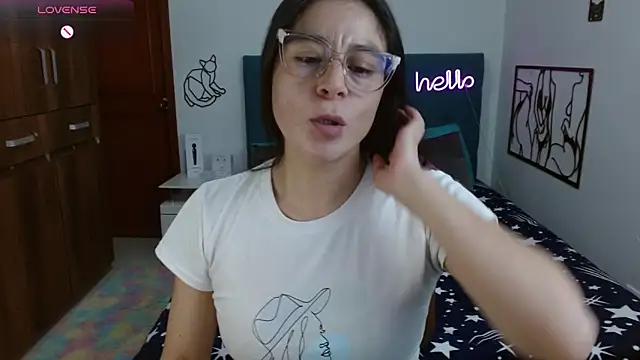 Snapshot of antonella_sweet33 chatting on 02-24-26, 07:12 antonella sweet33 online show from 02-24-26, 07:12