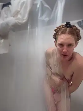 GoldenFlameGoddess online show from 02-26-25, 08:33