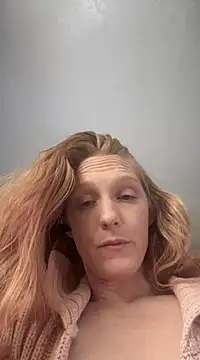 GoldenFlameGoddess online show from 03-01-25, 05:05