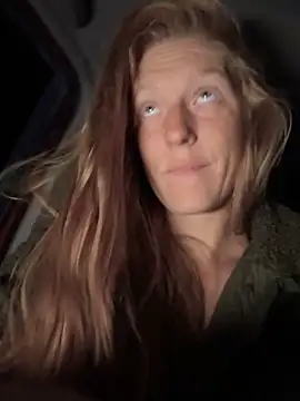 GoldenFlameGoddess online show from 11-13-25, 12:37