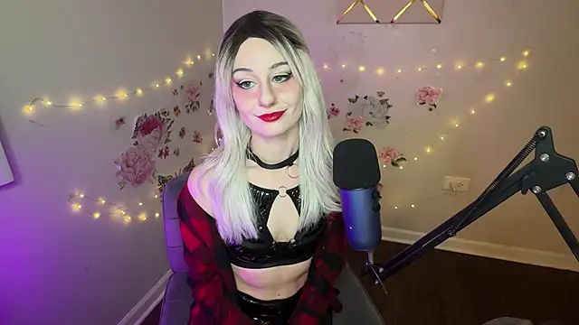 Starr1123 online show from 04-02-26, 03:48