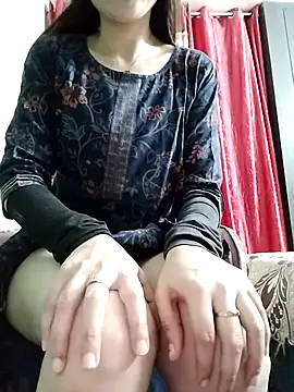 Snapshot of Noor_Darliing chatting on 03-15-26, 02:56 Noor Darliing online show from 03-15-26, 02:56
