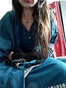Snapshot of Noor_Darliing chatting on 03-21-26, 03:15 Noor Darliing online show from 03-21-26, 03:15