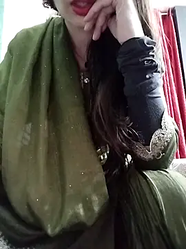 Snapshot of Noor_Darliing chatting on 04-11-26, 03:27 Noor Darliing online show from 04-11-26, 03:27
