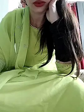 Snapshot of Noor_Darliing chatting on 04-16-26, 03:02 Noor Darliing online show from 04-16-26, 03:02