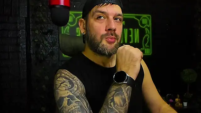 LexXHardy online show from 11-11-25, 05:57