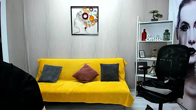 Snapshot of Cassandra_Hotty chatting on 10-21-25, 03:18 Cassandra Hotty online show from 10-21-25, 03:18