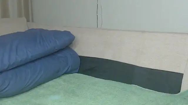 NIKKIE LOVE online show from 10-10-25, 08:52