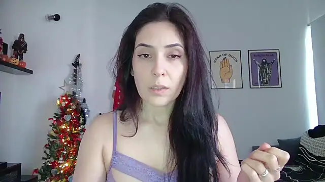 Snapshot of Lilith__D chatting on 11-26-25, 01:01 Lilith D online show from 11-26-25, 01:01