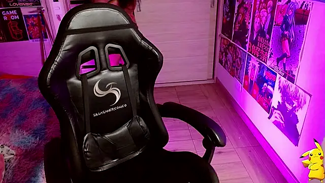 Emmachan19 online show from 09-24-25, 07:23