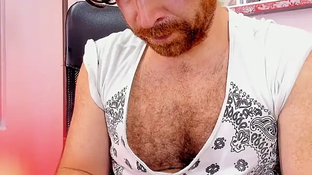 Snapshot of michacosio chatting on 12-19-25, 04:19 michacosio online show from 12-19-25, 04:19