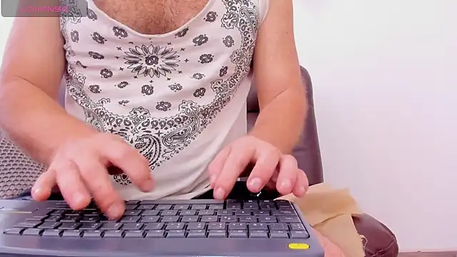 Snapshot of michacosio chatting on 12-21-25, 05:42 michacosio online show from 12-21-25, 05:42