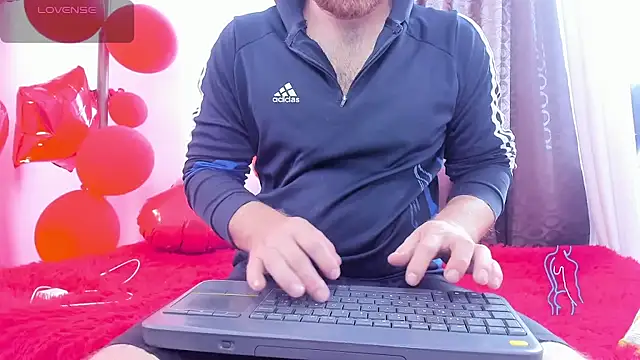 Snapshot of michacosio chatting on 02-13-26, 06:26 michacosio online show from 02-13-26, 06:26