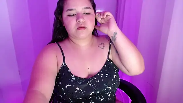 Snapshot of AngelitaWild_ chatting on 09-23-25, 03:42 AngelitaWild online show from 09-23-25, 03:42