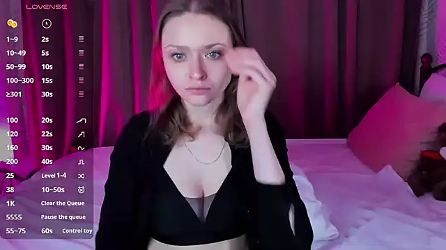 Snapshot of Linda_Bryant chatting on 12-16-24, 12:48 Linda Bryant online show from 12-16-24, 12:48