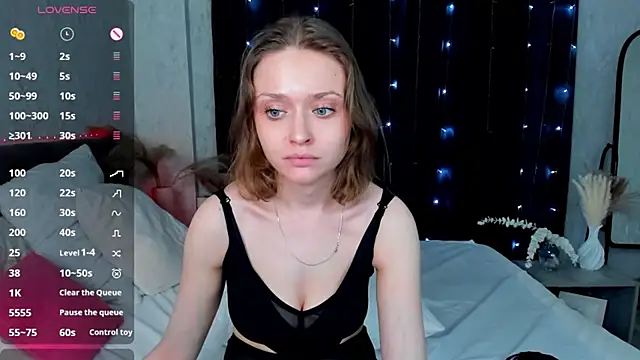 Snapshot of Linda_Bryant chatting on 12-30-24, 10:10 Linda Bryant online show from 12-30-24, 10:10