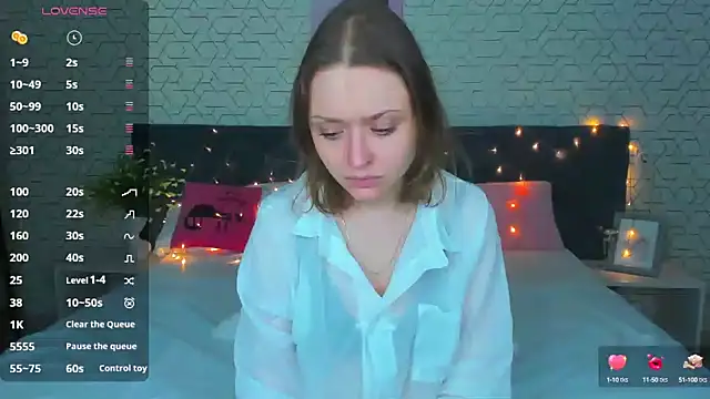 Snapshot of Linda_Bryant chatting on 02-01-25, 12:18 Linda Bryant online show from 02-01-25, 12:18