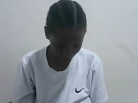 Snapshot of prettybeee chatting on 04-08-26, 09:15 prettybeee online show from 04-08-26, 09:15