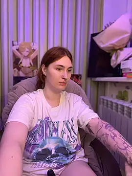 Snapshot of _Chlo__e chatting on 11-17-25, 01:00 Chlo e online show from 11-17-25, 01:00