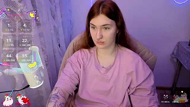 Snapshot of _Chlo__e chatting on 12-04-25, 02:15 Chlo e online show from 12-04-25, 02:15