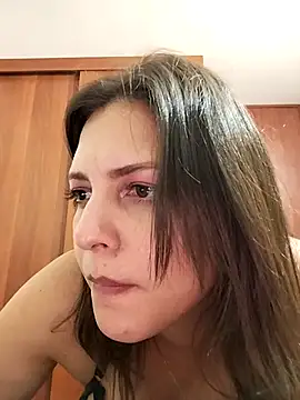 Snapshot of Mia_Hampton chatting on 03-07-25, 01:31 Mia Hampton online show from 03-07-25, 01:31