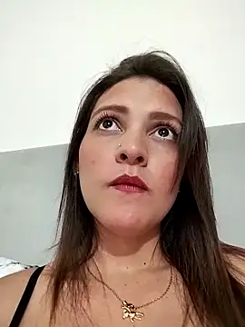 Snapshot of Mia_Hampton chatting on 03-22-25, 10:59 Mia Hampton online show from 03-22-25, 10:59