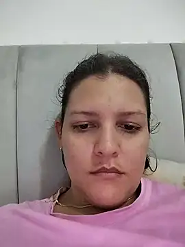 Mia Hampton online show from 07-18-26, 05:39