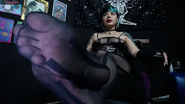 Yourmadame P online show from 03-20-25, 11:34