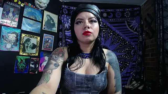 Yourmadame P online show from 09-19-25, 12:34