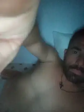 Snapshot of George21ek chatting on 11-18-25, 11:37 George21ek online show from 11-18-25, 11:37