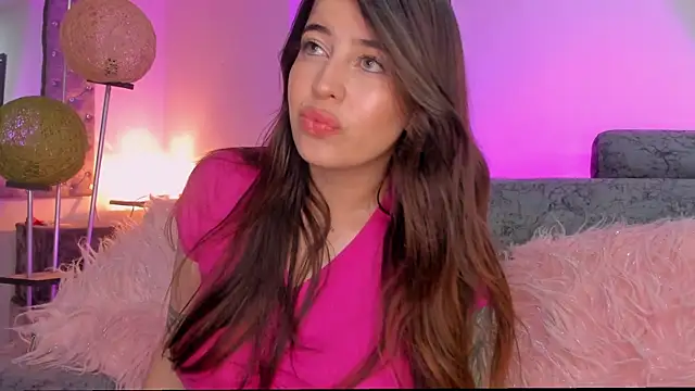 zoe kittylove online show from 01-14-26, 05:46