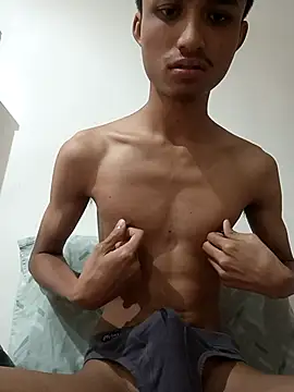 Snapshot of Hunter_Hault chatting on 09-30-25, 05:29 Hunter Hault online show from 09-30-25, 05:29