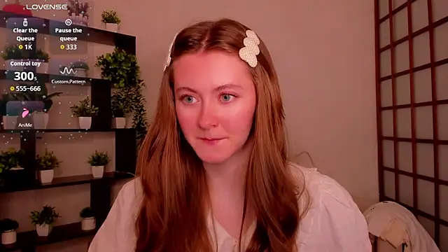 Snapshot of KateCuddle chatting on 05-22-26, 02:40 KateCuddle online show from 05-22-26, 02:40