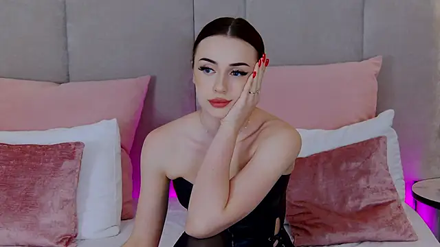 Snapshot of Betty_Bridge chatting on 02-23-25, 12:59 Betty Bridge online show from 02-23-25, 12:59