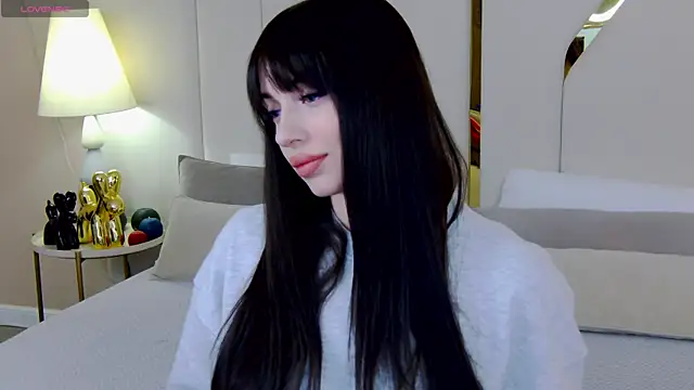 Snapshot of Betty_Bridge chatting on 09-17-25, 06:04 Betty Bridge online show from 09-17-25, 06:04