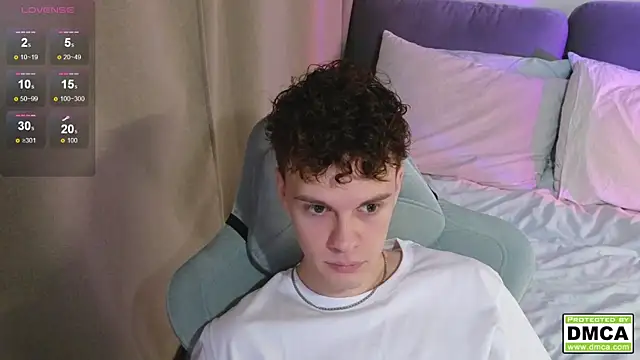 cute thomas online show from 12-16-25, 04:01