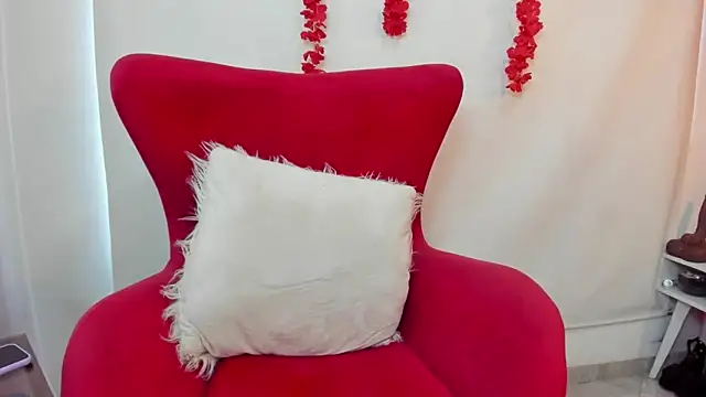 julieta evans  online show from 01-22-25, 09:54