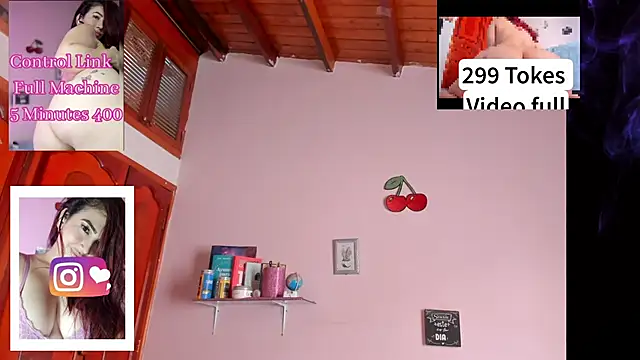 Snapshot of Nicole_x chatting on 03-07-25, 05:49 Nicole x online show from 03-07-25, 05:49