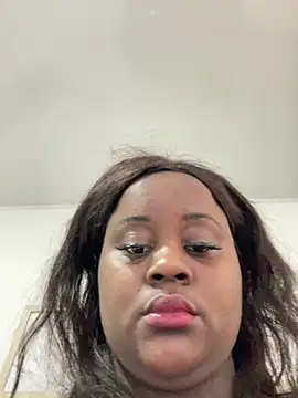 Snapshot of sharik-browns chatting on 06-15-26, 05:59 sharik-browns online show from 06-15-26, 05:59