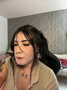 clarachanelricek online show from 12-20-24, 09:39