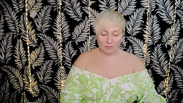 Olivia playful online show from 02-24-25, 03:20