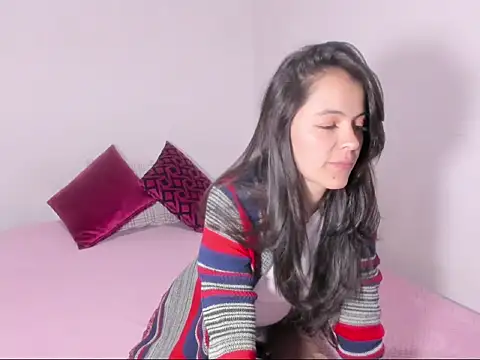 Snapshot of sarasweet_4 chatting on 10-14-25, 08:53 sarasweet 4 online show from 10-14-25, 08:53