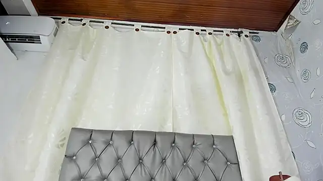 luna evaa online show from 03-12-25, 05:49