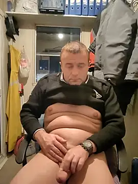 muscularsexy online show from 12-19-25, 01:56