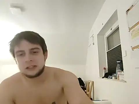 Snapshot of Youngtimer_1997 chatting on 01-26-25, 01:20 Youngtimer 1997 online show from 01-26-25, 01:20