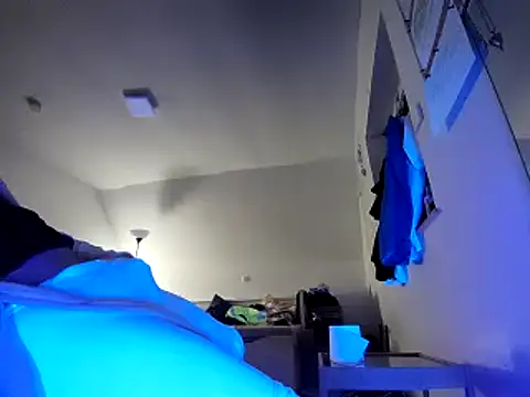 Snapshot of Youngtimer_1997 chatting on 03-20-25, 02:51 Youngtimer 1997 online show from 03-20-25, 02:51